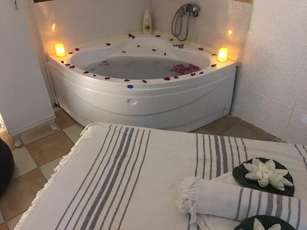 Hotel Ikarus 3*